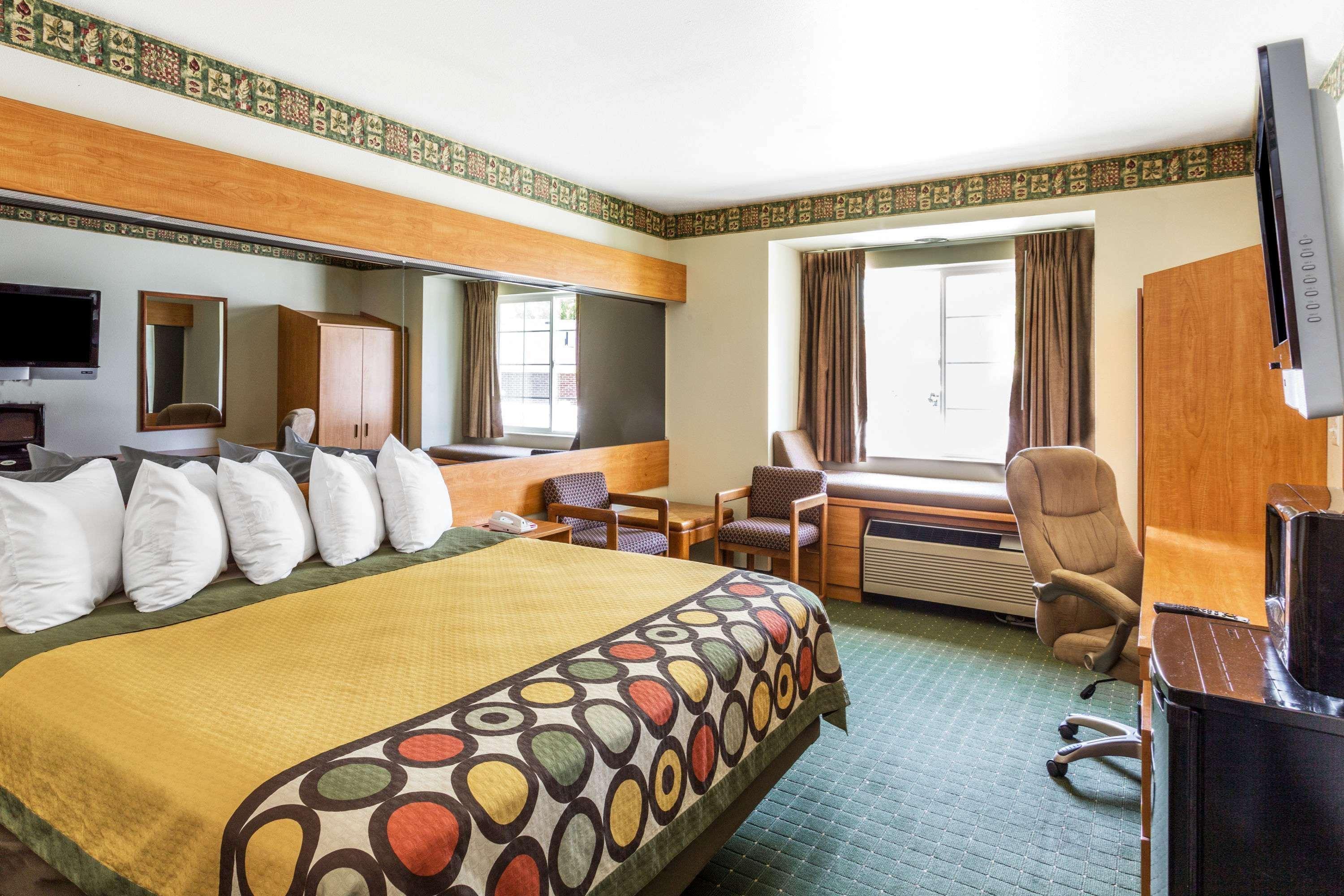 Super 8 by Wyndham Pride Midvale/Midvalley/Salt Lake City Eksteriør bilde